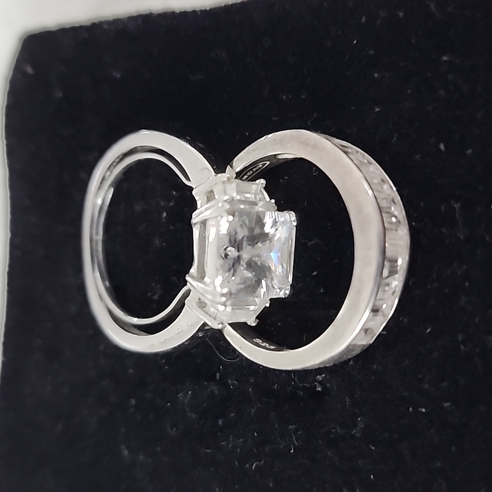 Emerald Shape Engagement Ring Set - image 2